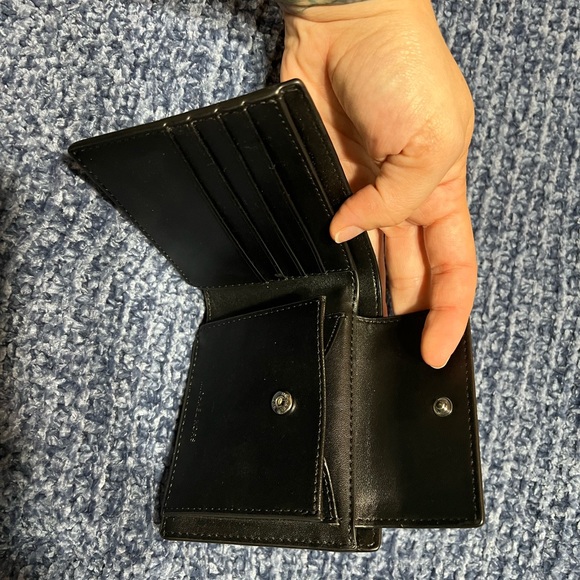 Brand new never used MK mens wallet. - Picture 2 of 3